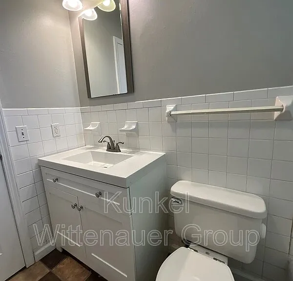 1816 N 16th St — Photo 12