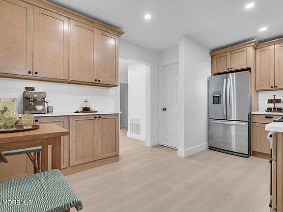 4th image of 33 Primrose Lane