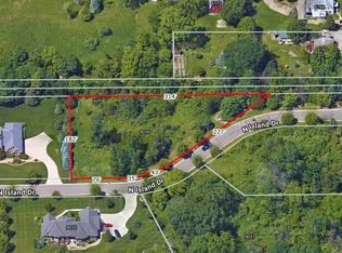 9036 N Island Dr, Flushing, MI 48433
