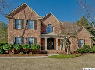 2418 Audubon Ln SE, Owens Cross Roads, AL 35763