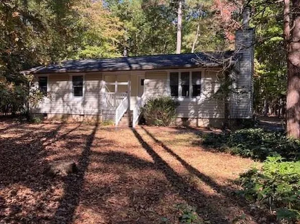 9220 Coach Way, Chapel Hill, NC 27516