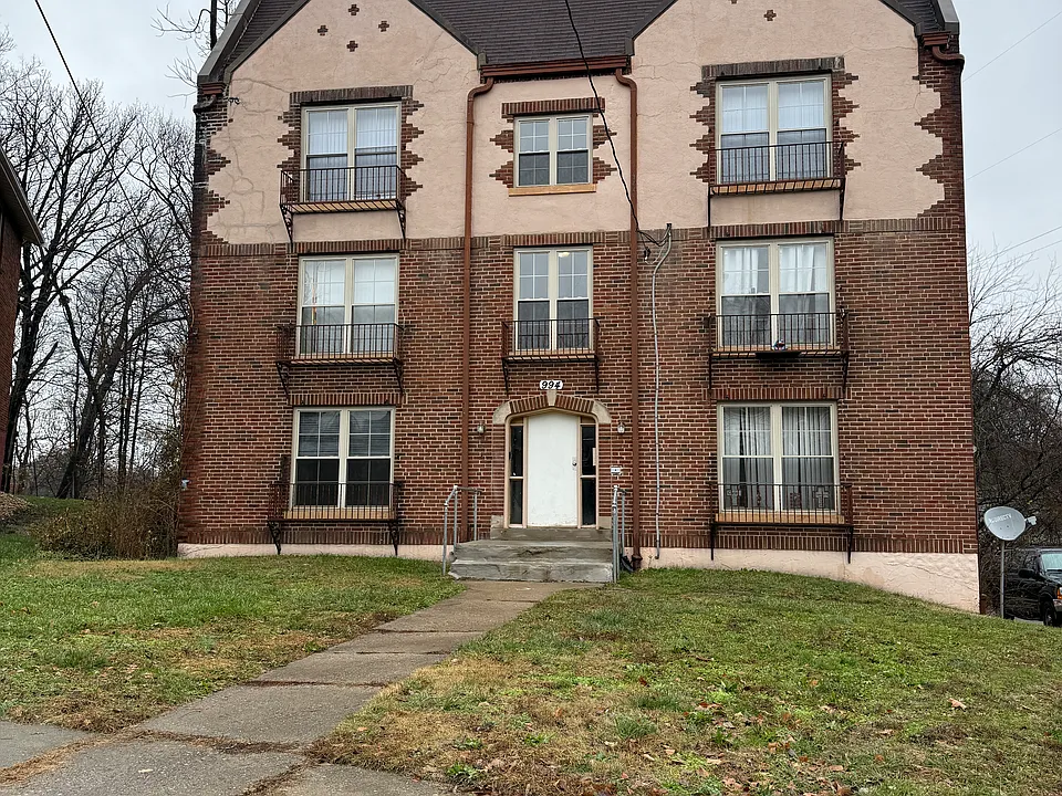 994 Cleveland Ave #1