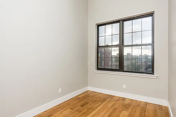 Rented by Nooklyn NYC LLC | media 16