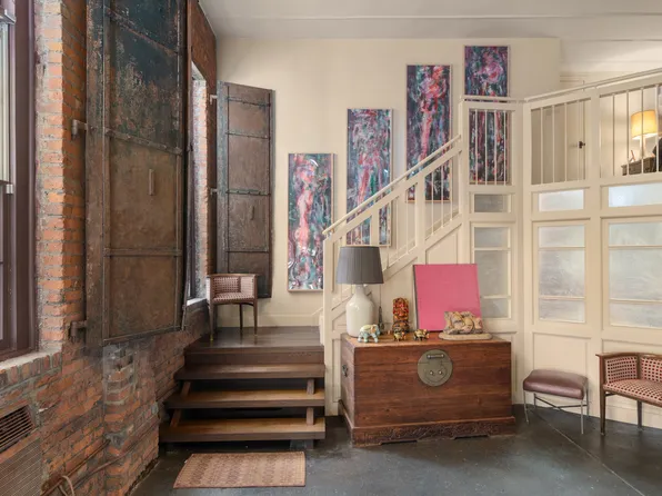 72 Horatio Street image 12 of 14