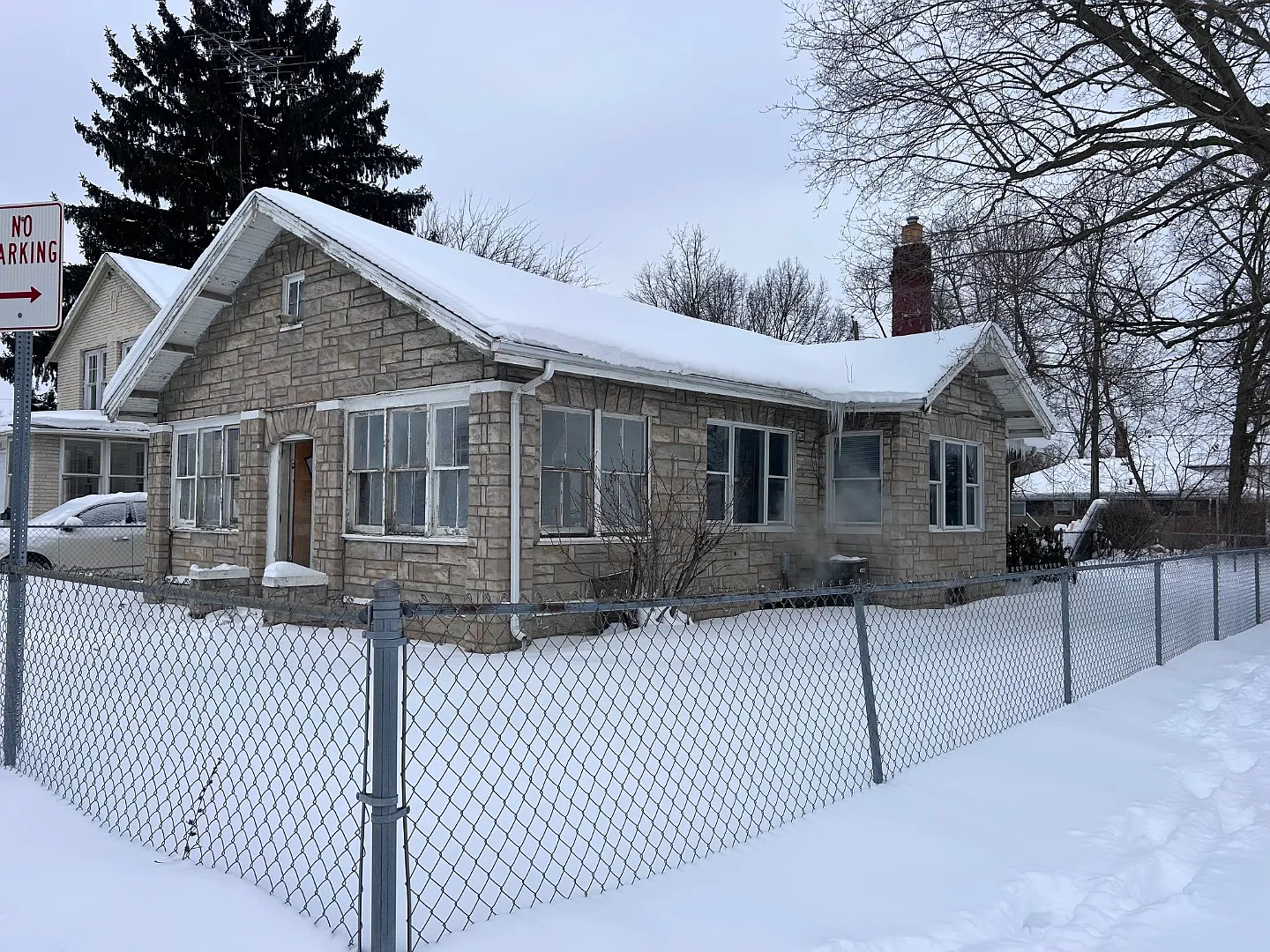 420 N Main St — Photo 1