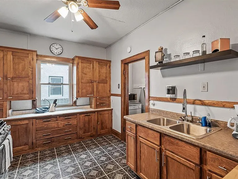 3620 Lyndale Ave S — Photo 20