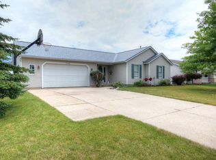 6268 Plainview Dr, Hudsonville, MI 49426