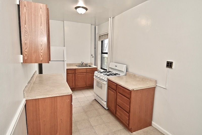 1st image of 504 Grand St APT A45