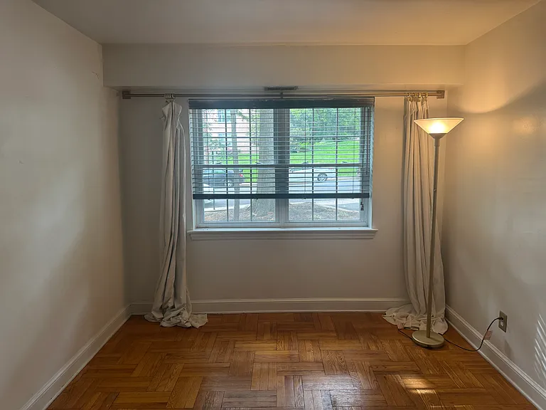1301 N Ode St #115 — Photo 16