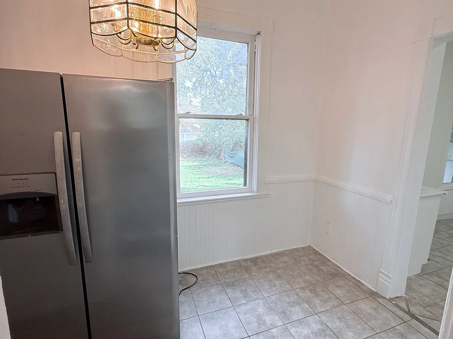 4 bed, 1.5 bath, 3600 sqft, $1,895 — Photo 4