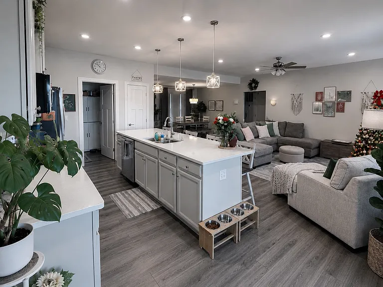 28030 Staysail Way — Photo 19