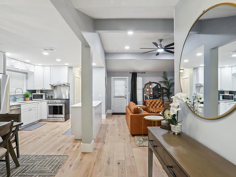1406 Cartecay Dr — Photo 6