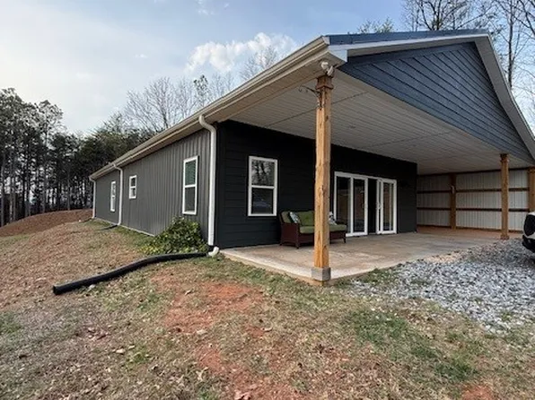 124 Cothran Rd, Inman, SC 29349