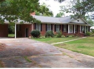 93 Surles Rd, Benson, NC 27504