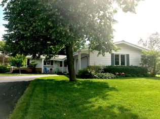 N90W17761 Saint Stevens Dr, Menomonee Falls, WI 53051