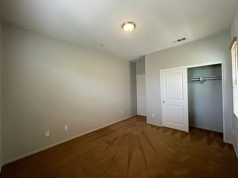 1591 Stow Grove Ave — Photo 27