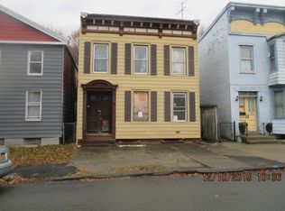 398 4th St, Troy, NY 12180