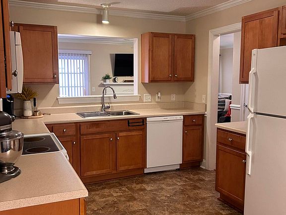 2nd image of 4215 Dudleys Grant Drive #C