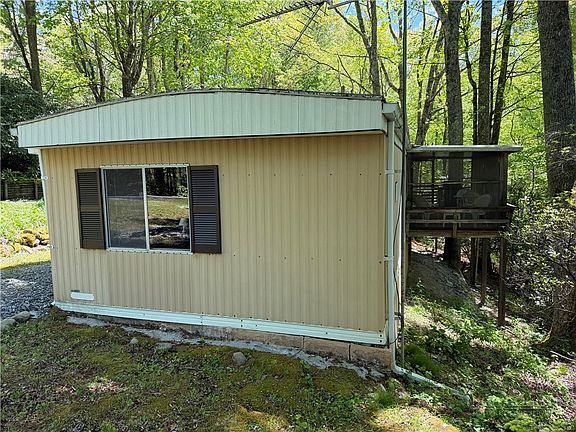 2nd image of 221 Fair Park Drive
