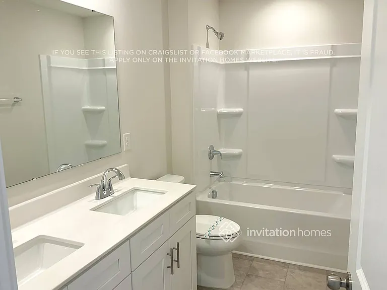 814 Olde England Dr — Photo 7