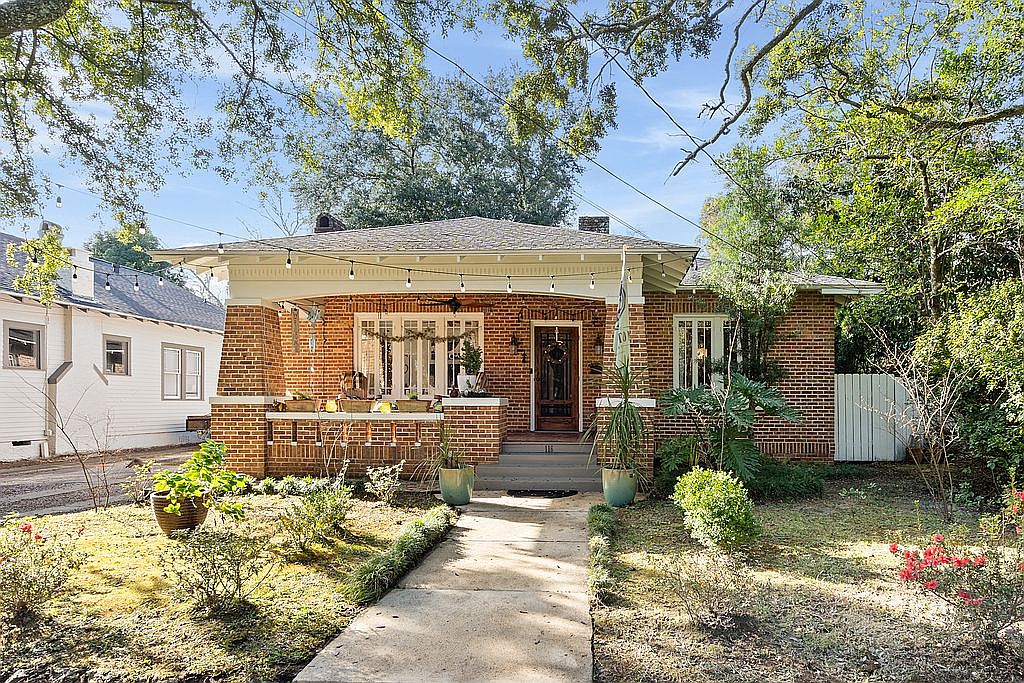 116 Houston St, Mobile, AL 36606 Zillow