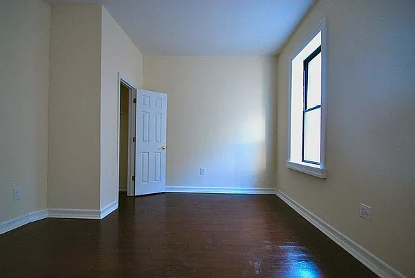 Rented by Keller Williams NYC | media 31