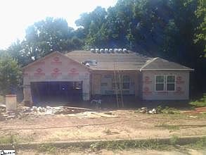 3rd image of 312 Laurel Trace Cir
