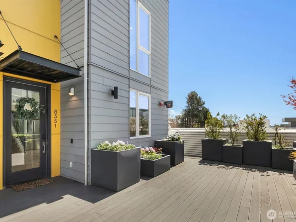 8551 Mary Avenue NW, Seattle, WA 98117