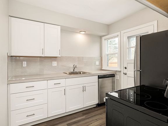 5th image of 349 NE 3rd Ave #0bc0f60b3