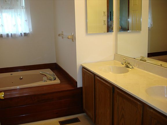 Master Bath with Whirlpool Tub