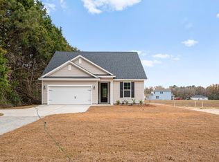 121 Dantzler Rd, Harleyville, SC 29448