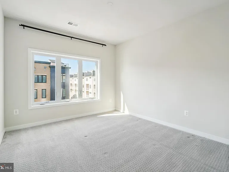 23540 Neersville Corner Ter — Photo 29