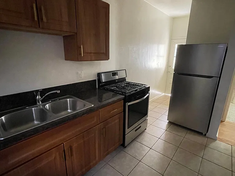 805 N Poinsettia Pl #3/5 — Photo 9