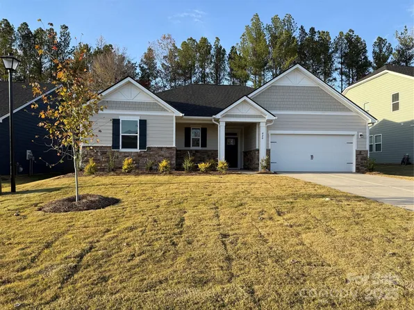 420 Lancashire Ct, Denver, NC 28037