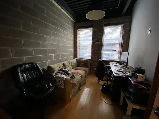 Rented by Smart City Real Estate LLC | media 17