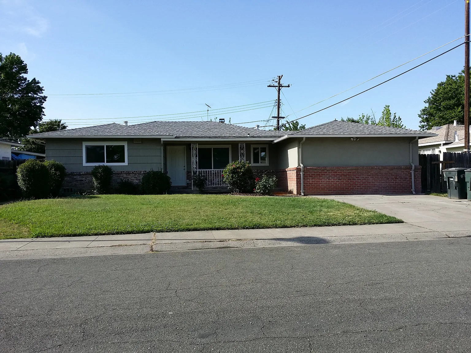 2306 Vardon Ave photo 1
