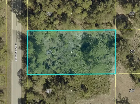 1312 Richmond Ave N, Lehigh Acres, FL 33972