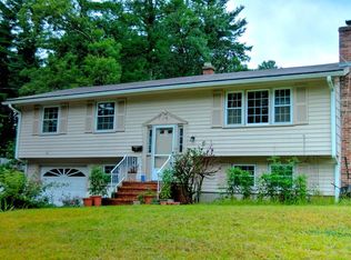 15 Muriel Rd, Chelmsford, MA 01824