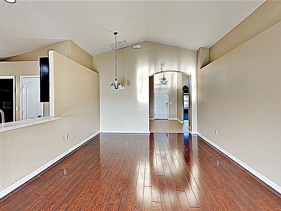 4th image of 3828 Washburn Pl