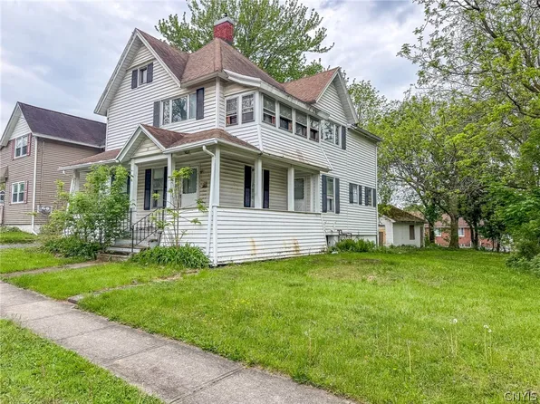 55 Parker St, Auburn, NY 13021