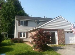 402 Washington Blvd, Womelsdorf, PA 19567