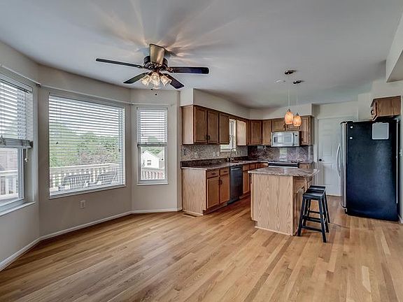 3rd image of 3973 Deerchase Dr