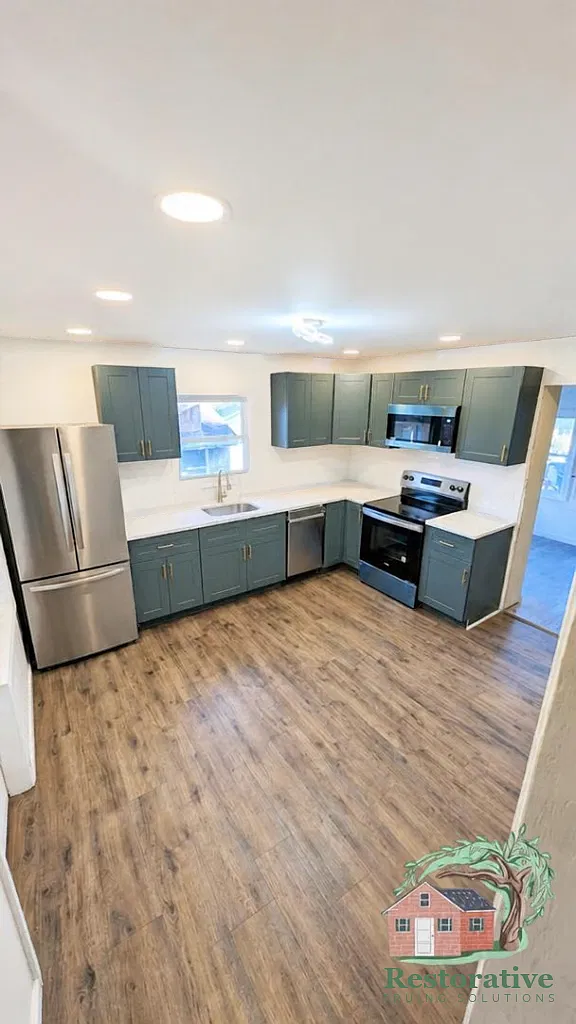 3 bed, 1428 sqft, $2,800 — Photo 1