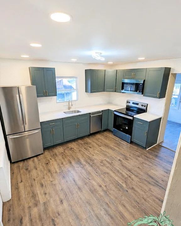 1st image of 407 Greenwich St