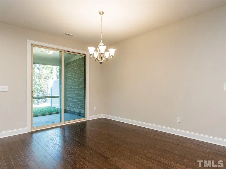 817 Rymark Ct — Photo 19