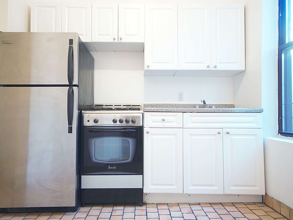 5th image of 565 W 173rd St #61