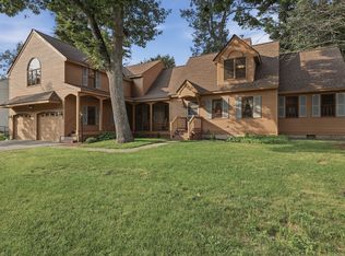 63 Jamestown Rd, Leominster, MA 01453