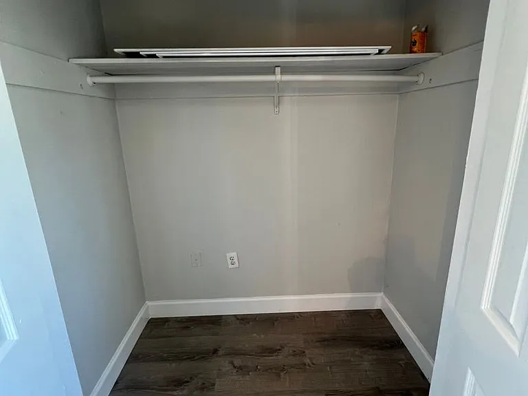 2443 Duke Ln — Photo 26
