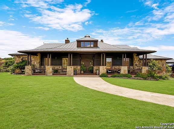 2nd image of 108 Dove Mountain Dr