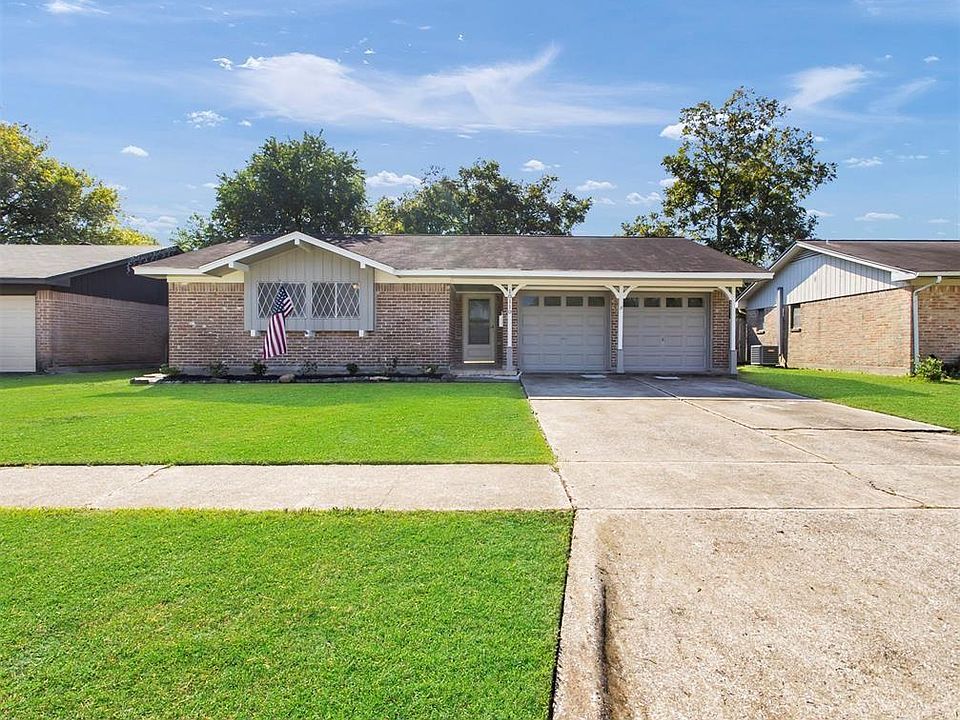1st image of 10110 Antrim Ln